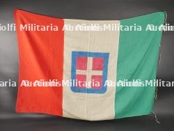 Un drapeau Royal Italien. A Royal Italian flag. — photo 10