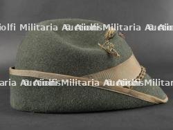 Chapeau de sous-lieutenant du 8ème Régiment d’Alpini. Second lieutenant's hat of the 8th Alpini Regiment. — miniature 9