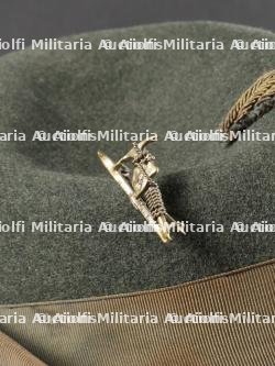 Chapeau de sous-lieutenant du 8ème Régiment d’Alpini. Second lieutenant's hat of the 8th Alpini Regiment. — photo 10