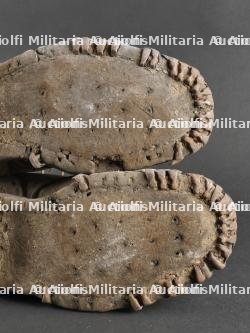 Paire de brodequins des troupes de montagne italienne. Pair of Italian mountain troop brodequins. — miniature 14