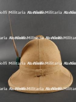 Casque tropicale du 22ème Bataillon d’Artillerie Alpine. Tropical helmet of the 22nd Alpine Artillery Battalion. — photo 9