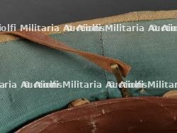 Casque tropicale du 22ème Bataillon d’Artillerie Alpine. Tropical helmet of the 22nd Alpine Artillery Battalion. — miniature 18