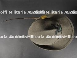 Deux chapeaux des Alpinis. Two Alpinis hats. — miniature 13