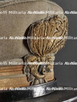 Casquette de commandant du 6ème Régiment de Bersaglieri. Commander's cap for the 6th Bersaglieri Regiment. — miniature 9