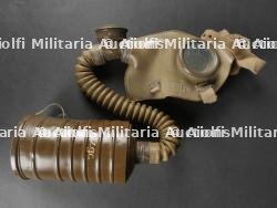 Masques anti-gaz. Gas masks. — miniature 6