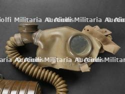 Masques anti-gaz. Gas masks. — miniature 9