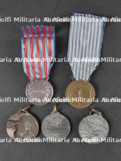 Lot de 5 médailles. Set of 5 medals. — photo 2