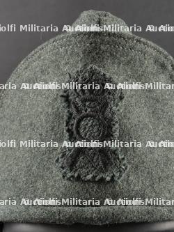 Deux calots troupe de l’armée Royale italienne. Two Royal Italian Army troop caps. — miniature 3