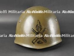 Casque de l’armée Royale italienne. Royal Italian Army helmet. — miniature 9