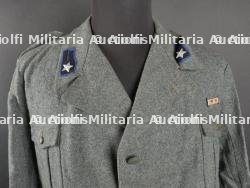 Vareuse de sergent major des transports-motorisés. Motor transport sergeant major's jacket. — miniature 6