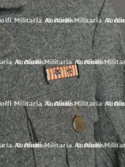 Vareuse de sergent major des transports-motorisés. Motor transport sergeant major's jacket. — miniature 8