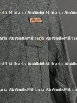 Vareuse de sergent major des transports-motorisés. Motor transport sergeant major's jacket. — miniature 9