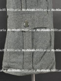Vareuse de sergent major des transports-motorisés. Motor transport sergeant major's jacket. — photo 20