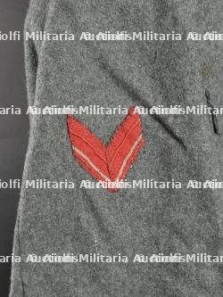 Vareuse de sergent major des transports-motorisés. Motor transport sergeant major's jacket. — photo 30