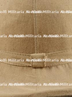 Casque tropical de l’armée Royale italienne. Tropical helmet of the Royal Italian Army. — photo 2