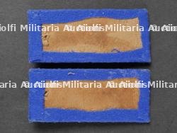 Lot de pattes de col des parachutistes. Pair of pouches for paratrooper's belt. — photo 5