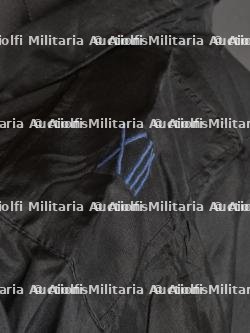 Chemise noire. Black shirt. — photo 12
