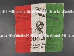Fanion commémoratif des précurseurs de la fondation du faisceau le 23 mars 1919. Commemorative pennant for the precursors of the beam's founding on March 23, 1919. — photo 5