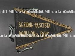 Fanion de la section fasciste de Pavillon sous Bois. Pavillon sous Bois fascist section pennant.
