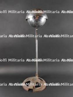 Crachoir métallique du PNF. PNF metal spittoon. — photo 1