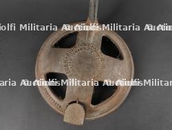 Crachoir métallique du PNF. PNF metal spittoon. — miniature 4