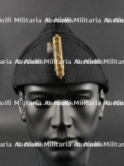 Coiffure du Parti National Fasciste. National Fascist Party headdress. — photo 1
