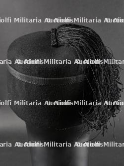 Coiffure de cadre des GIL. GIL executive headdress. — miniature 4