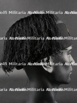 Coiffure de cadre des GIL. GIL executive headdress. — photo 5
