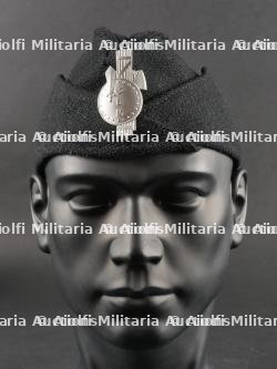 Lot de 4 calots de la GIL. Set of 4 GIL caps. — photo 27