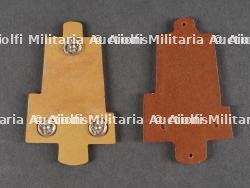 Lot d’insigne des Jeunesses Fascistes. Lot of Jeunesses Fascistes badges. — miniature 3