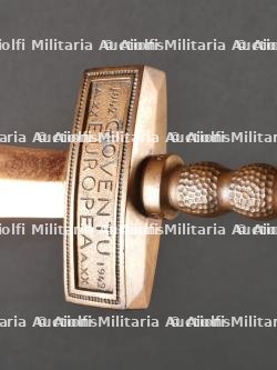 Glaive de récompense pour le 100 mètres dos des championnats sportifs de la jeunesse d’Europe en 1942. Glaive award for the 100-meter backstroke at the 1942 European Youth Sports Championships. — photo 16
