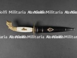 Poignard fantaisie pour les GI. Fancy dagger for GIs.