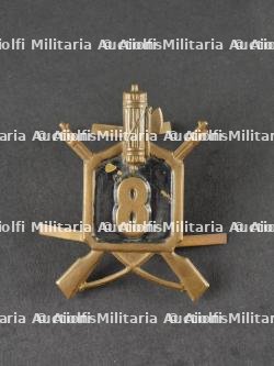 Insigne de Feze de Sciubban du 8ème bataillon de la Jeunesse arabe du Licteur en Lybie. Feze de Sciubban badge of the 8th Battalion of the Licteur Arab Youth in Libya.