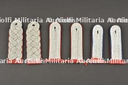 Pattes d'épaule officier Heer. Heer officer shoulder straps.