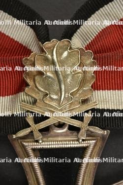 Reproduction de Croix de Chevalier. Reproduction of a Knight's Cross. — photo 8