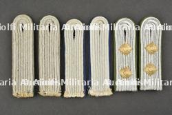 Pattes d'épaules de la Heer. Heer shoulder straps.