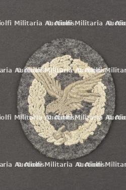 Badge opérateur radio et mitrailleur LW. LW radio and machine-gun operator badge.