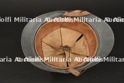 Casque Adrian 1915 infanterie. Adrian 1915 infantry helmet. — photo 2