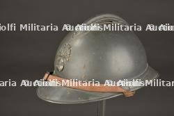 Casque Adrian 1915 infanterie. Adrian 1915 infantry helmet. — photo 4