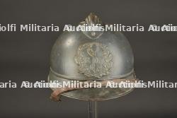 Casque Adrian 1915 service de santé. Adrian 1915 health service helmet.