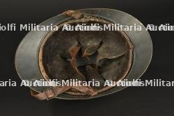 Casque Adrian 1915 service de santé. Adrian 1915 health service helmet. — photo 2