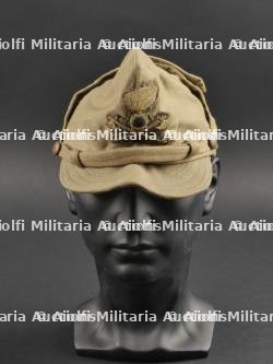 Deux coiffures modèle 42 tropicale. Two hairstyles model 42 tropical. — photo 20