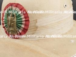 Casque coloniale italien de l’armée Royale Italienne. Italian colonial helmet of the Italian Royal Army.  — miniature 5