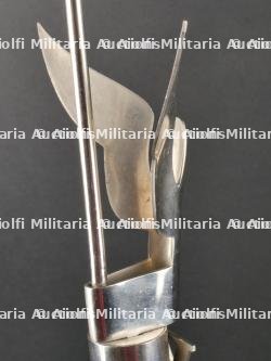 Paire de porte-fanion de la Decima Mas. Pair of Decima Mas pennant holder. — miniature 13