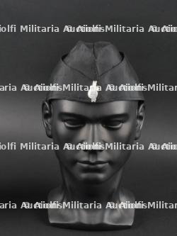 Lot de deux calots des jeunesses fascistes. Set of two caps of fascist youths. — miniature 2