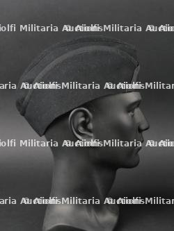 Lot de deux calots des jeunesses fascistes. Set of two caps of fascist youths. — miniature 15