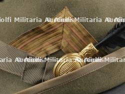Chapeau de grande tenue de médecin-colonel des Chasseurs Alpins italien. Doctor-Colonel of the Italian Alpine Hunters — miniature 5