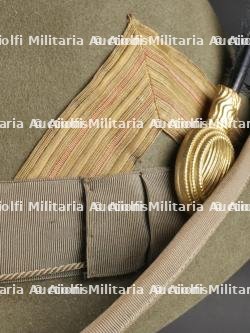 Chapeau de grande tenue de médecin-colonel des Chasseurs Alpins italien. Doctor-Colonel of the Italian Alpine Hunters — miniature 11