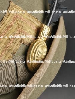 Chapeau de grande tenue de médecin-colonel des Chasseurs Alpins italien. Doctor-Colonel of the Italian Alpine Hunters — miniature 12