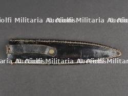 Dague à tête d'aigle. Dagger with eagle head. — miniature 10